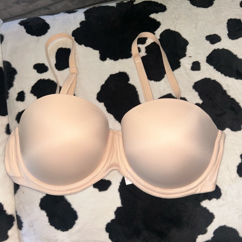 PINK Victoria's Secret Light Beige Bra